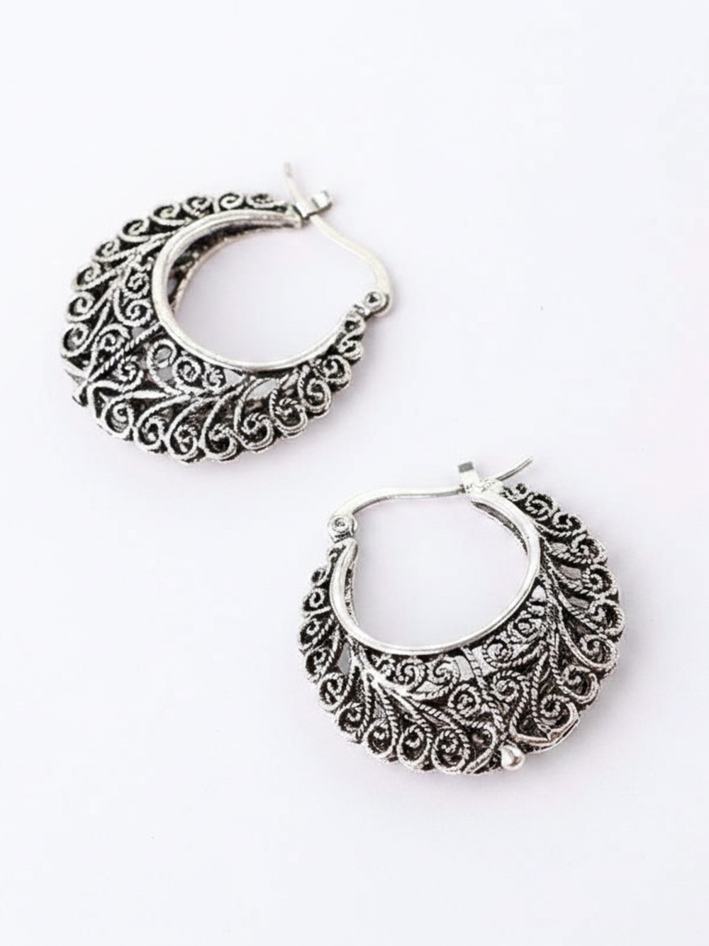 Womens Silver Vintage Small Hoop Earrings